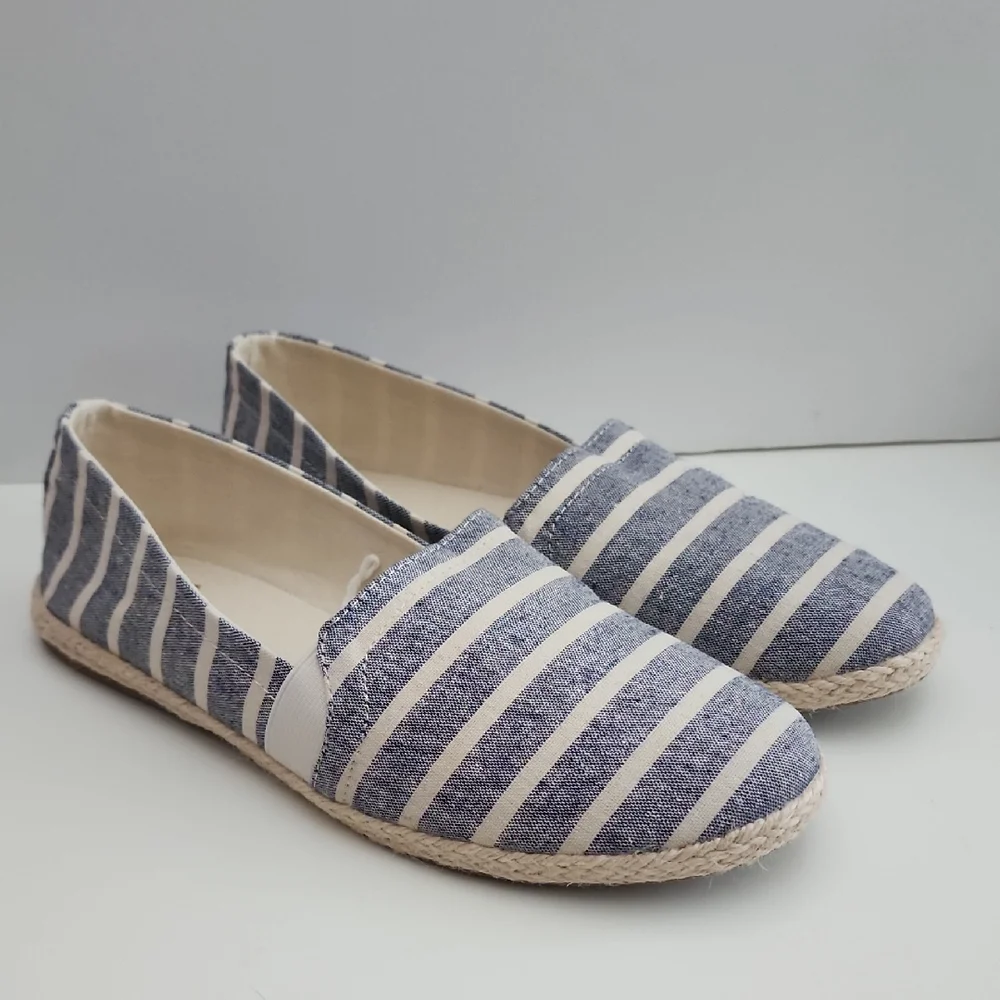 Report Blue and White Striped Espadrilles - Picture 1 of 6